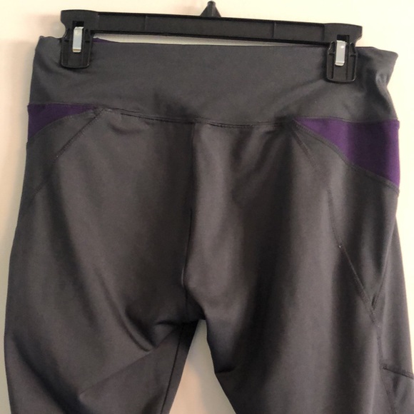 Hind purple and grey leggings size large - Picture 5 of 10